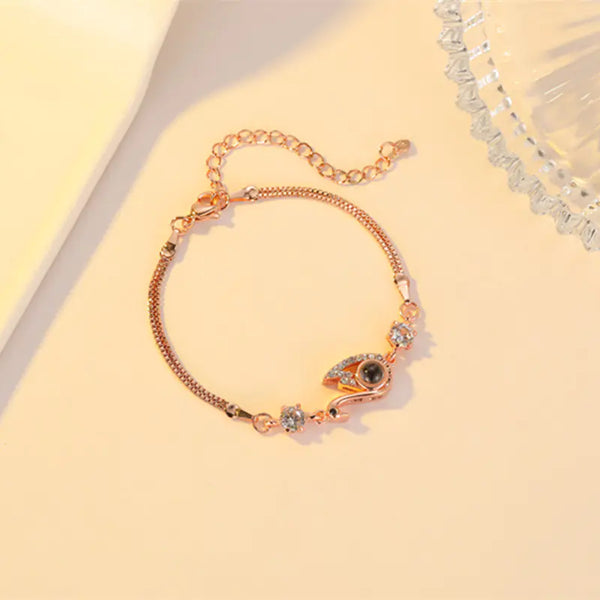 Pulsera de cisne negro con circonitas para una declaración de moda